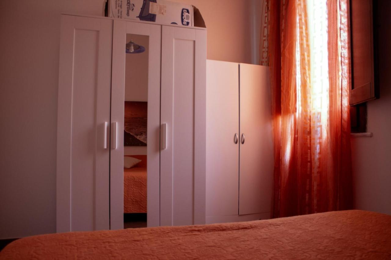 ファヴィニャーナ Casa Vacanze Di Anna E Seleneヴィラ エクステリア 写真